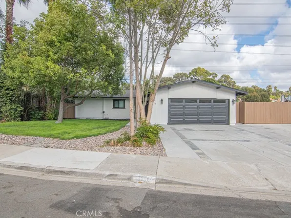 3750 Sierra Morena Ave, Carlsbad, CA 92010