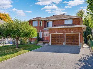 1396 Larose Ave, Ottawa, ON K1Z 7X7