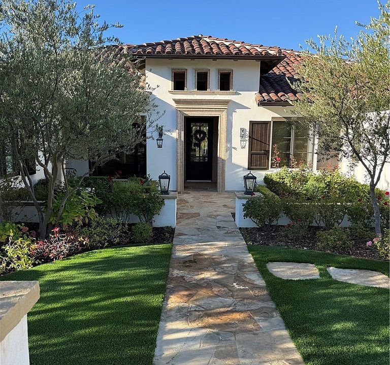 1st image of 160 Williamsburg Way