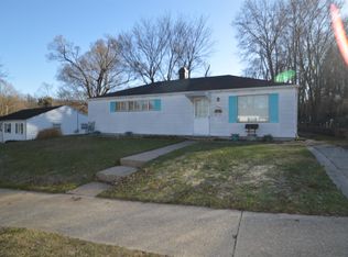 1010 Lancaster Dr, South Bend, IN 46614