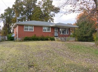 3615 Friar Tuck Ct, Louisville, KY 40219