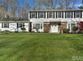 5 Toby Ter, Monroe Township, NJ 08831