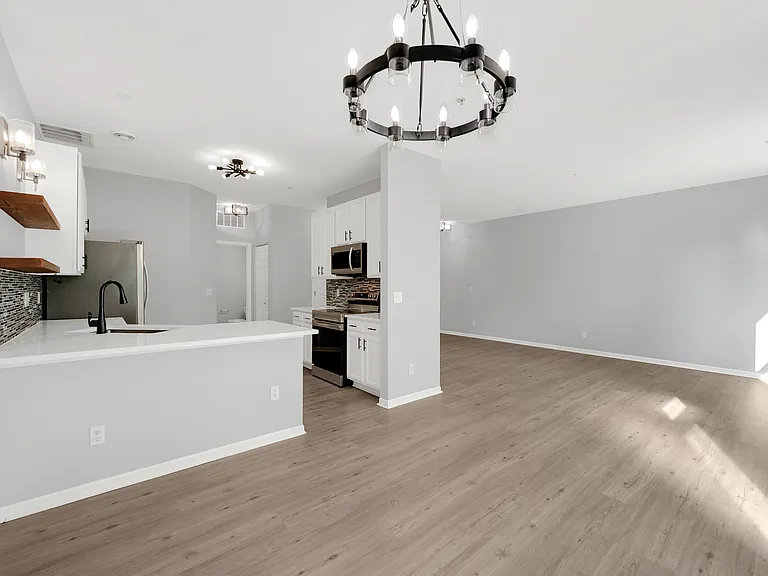 5220 Holly Ln N #3 — Photo 2
