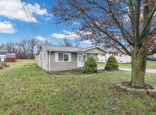 219 E Center St, London, OH 43140