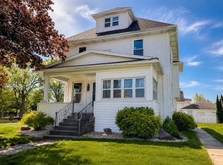 125 S Garden Ave, Gillett, WI 54124