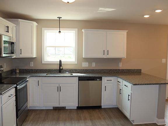 5th image of 35 Charleston Oaks Lot 35