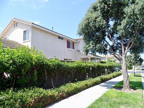 2nd image of 1403 Laytonville Pl