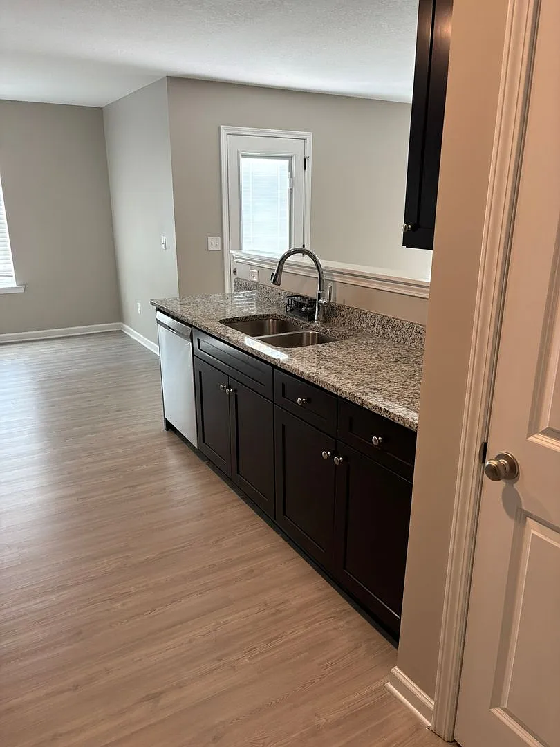 Building Photo - 6439 Sandy Bottom Dr