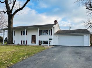 1808 Oakwood Dr, Rochester, IN 46975