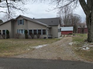 2301 Vickory Rd, Caro, MI 48723