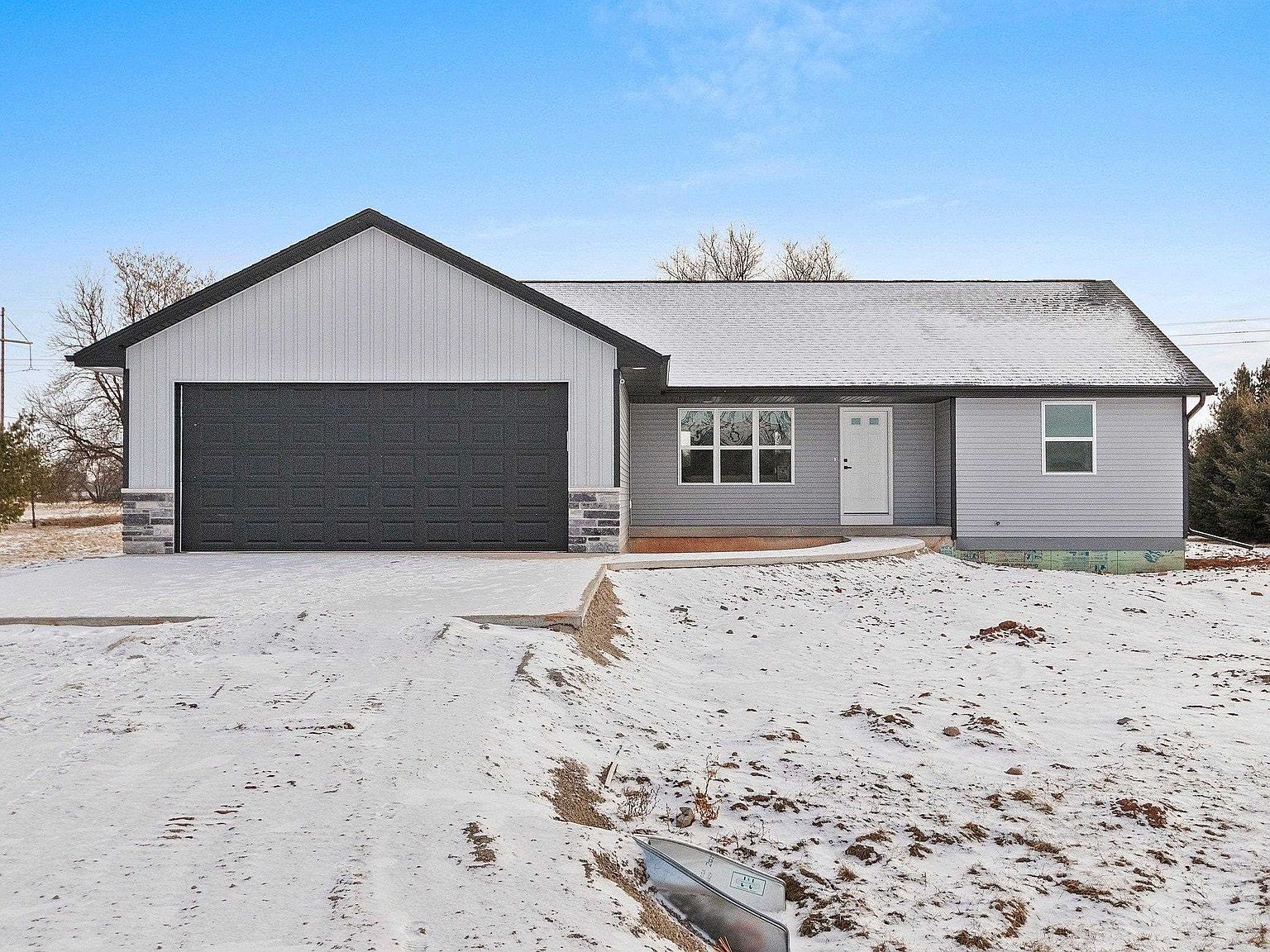 8488 Brynmor Ln, Larsen, WI 54947 | Zillow