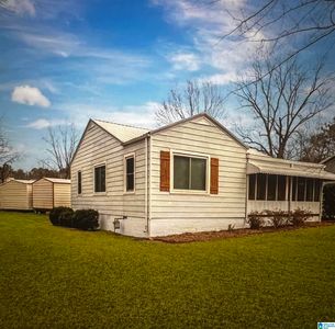 1033 Justice Dr, Bessemer, AL, 35023