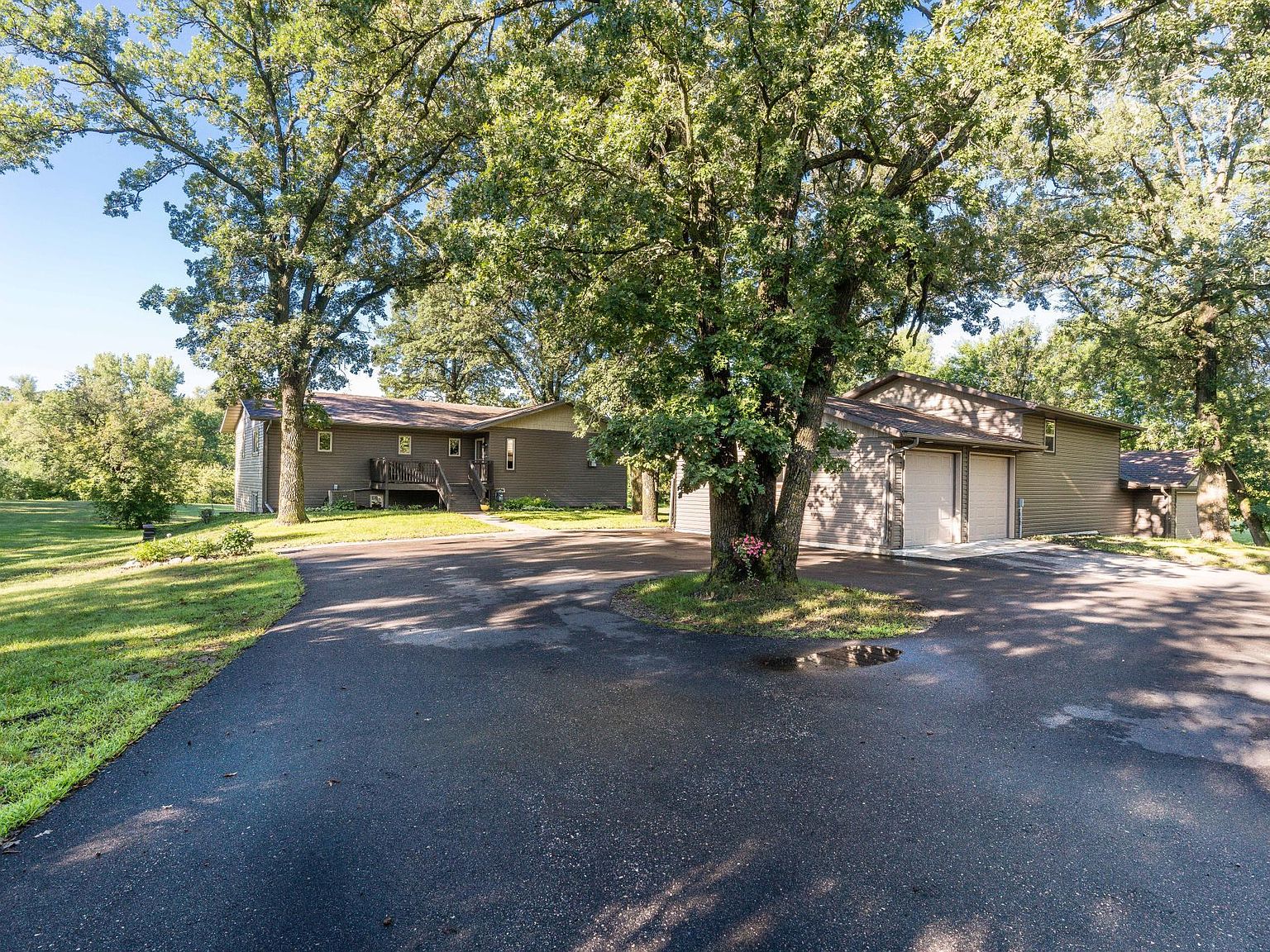 719 Two Rivers Rd, Fergus Falls, MN 56537 Zillow