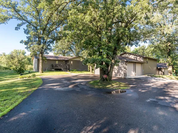 719 Two Rivers Rd, Fergus Falls, MN 56537