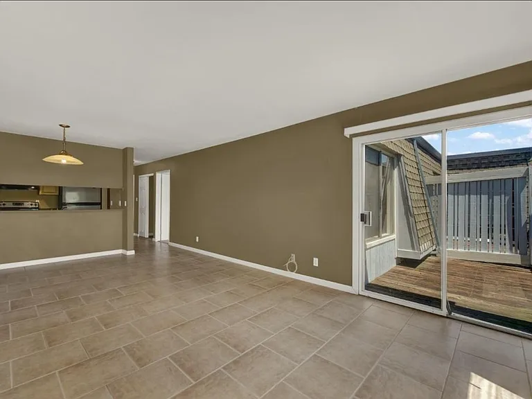 1457 N Camino Alto Dr #318 — Photo 10