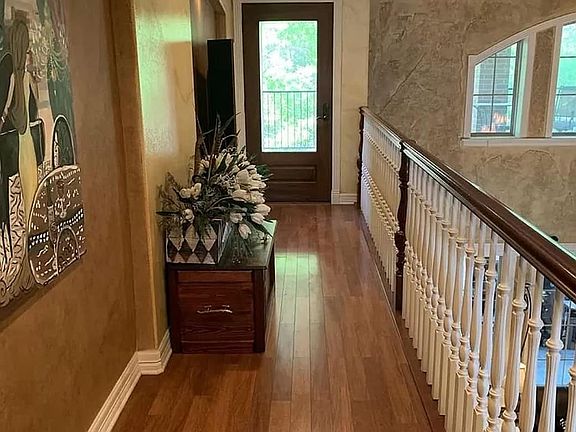 2nd Floor BalconyAccess