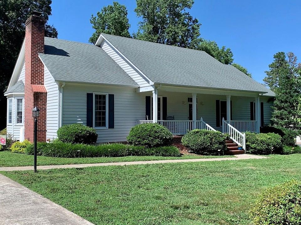 1st image of 109 Watlington Dr