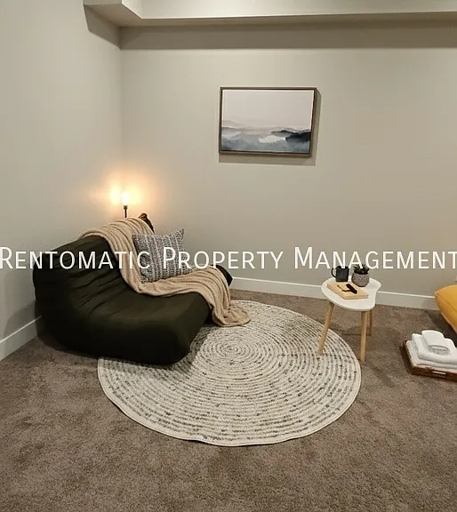 6935 Woods Rose Dr — Photo 8