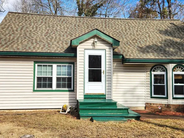 45 Hawthorne St, Browns Mills, NJ 08015