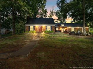 8410 Woodland Rd, Charlestown, IN 47111