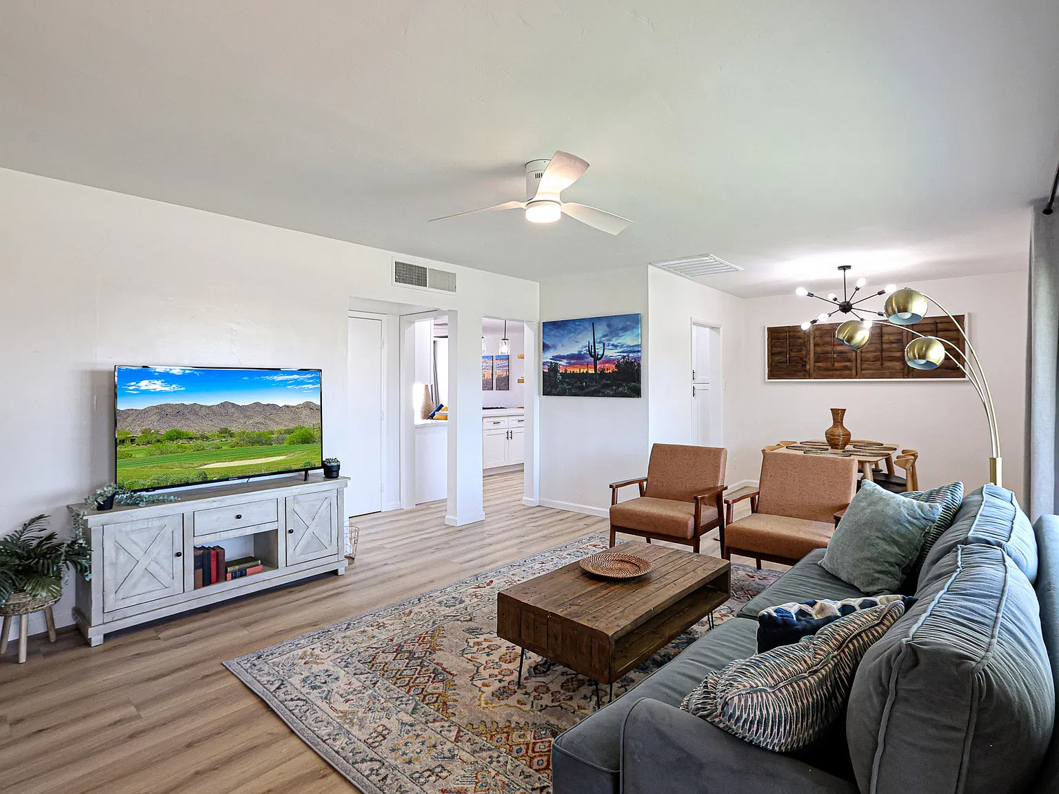 5 bed, 2100 sqft, $6,000 — Photo 3