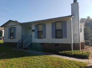 8026 Strawberry Point Dr, Charlotte, NC 28215