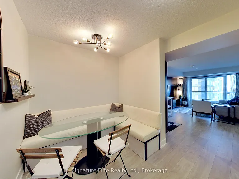 7 Mabelle Ave #1607 — Photo 22