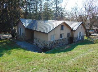112 Elm St, Ronceverte, WV 24970