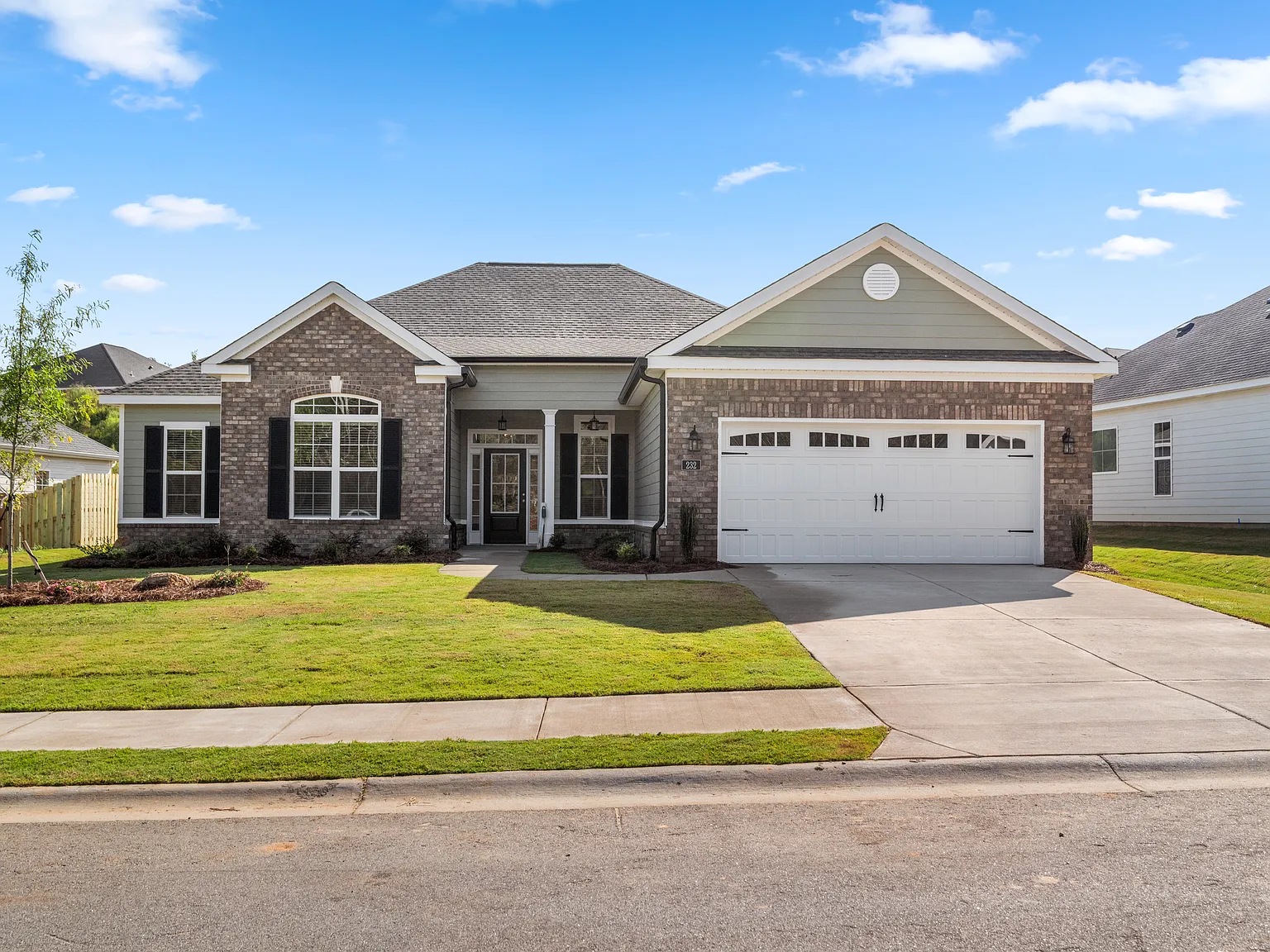 p324 232 Dublin Loop - 1 — Photo 1