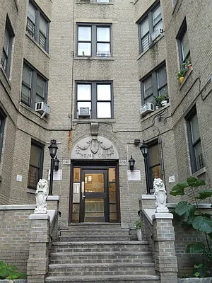 Rented by Level Group | media 15