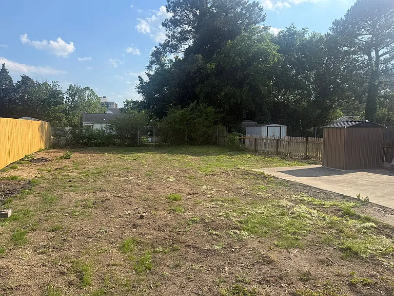 739 Waukesha Ave — Photo 3