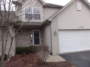 1234 Glen Mor Dr #B, Shorewood, IL 60404