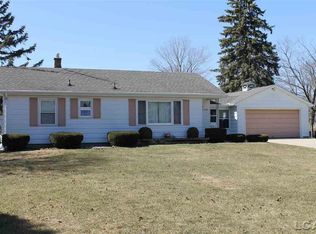 2794 Elmwood Dr, Adrian, MI