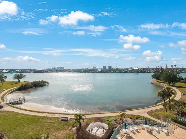 7902 Sailboat Key Blvd S APT 405, South Pasadena, FL 33707