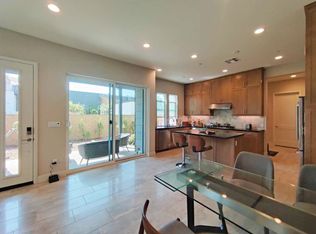 371 Novel, Irvine, CA 92618