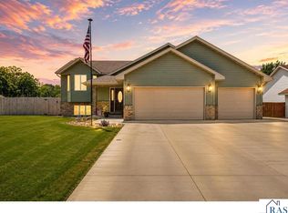 895 Lee St NE, Owatonna, MN 55060