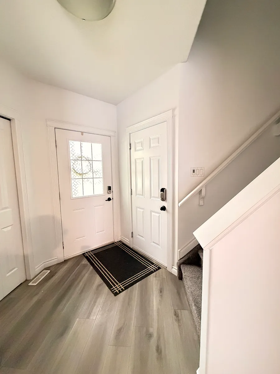 Building Photo - 15124 33rd St NW #1