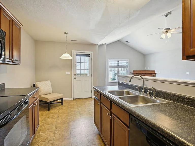 3704 Balcary Bay #3704 — Photo 3