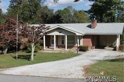 1st image of 2210 Evergreen Dr