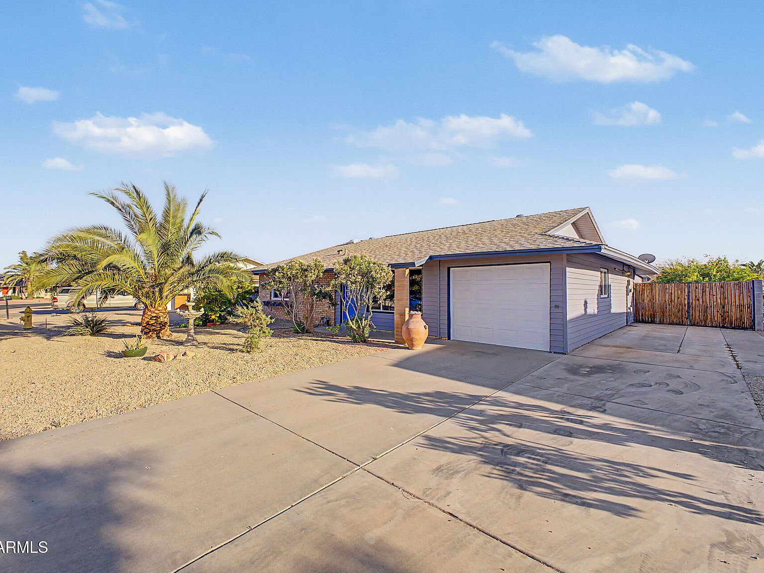 9715 W DESERT HILLS Drive