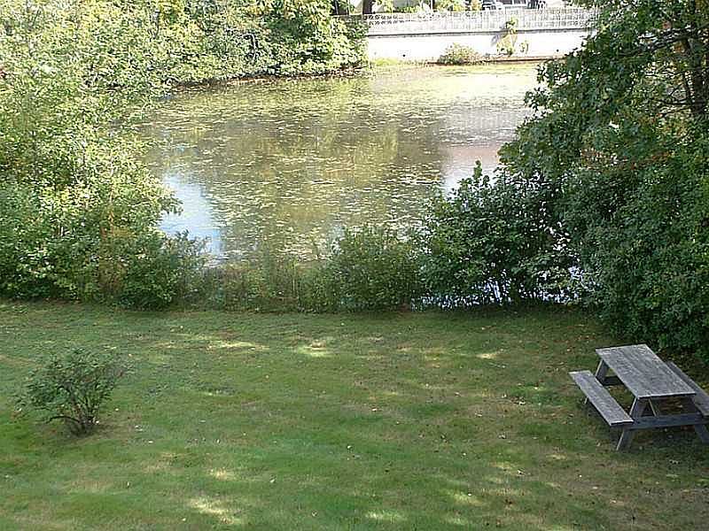 1st image of 47 Village Ct