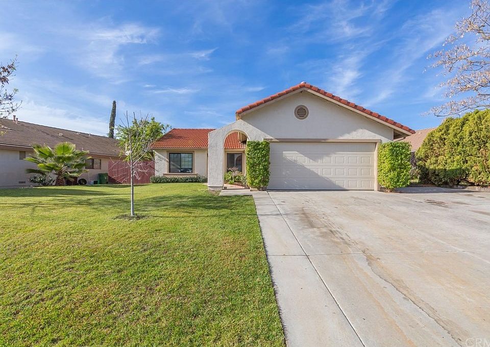 1st image of 25459 Boxelder Dr