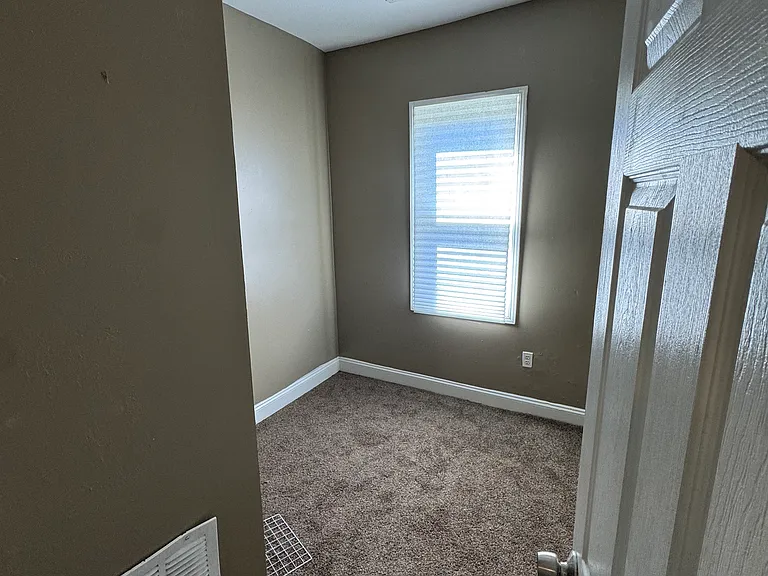 6511 Lansing Ave #4 — Photo 5