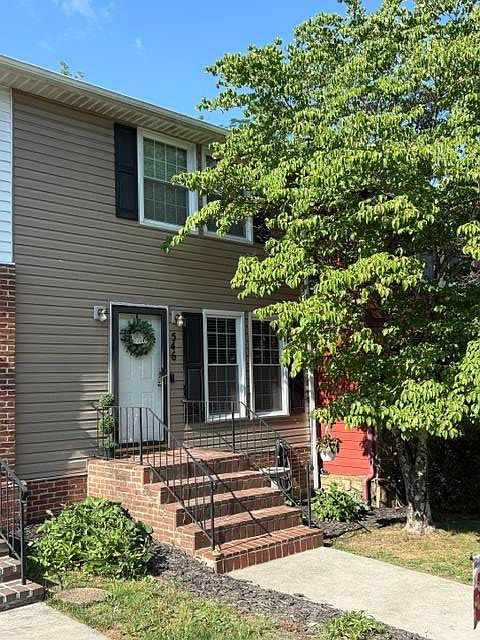 1st image of 546 Westminister Ln