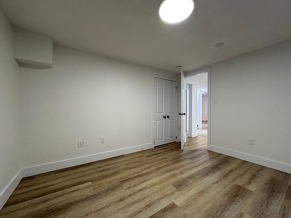 3rd image of 12 Arrowhead Pl