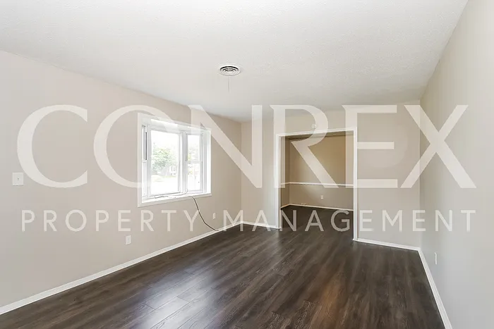 4532 Shawnee Dr — Photo 4