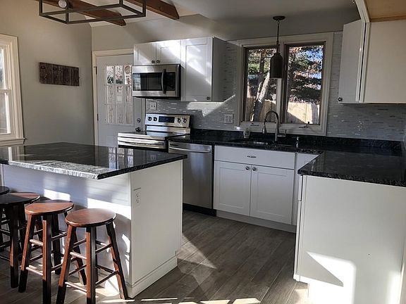 2nd image of 150 Lake Dr