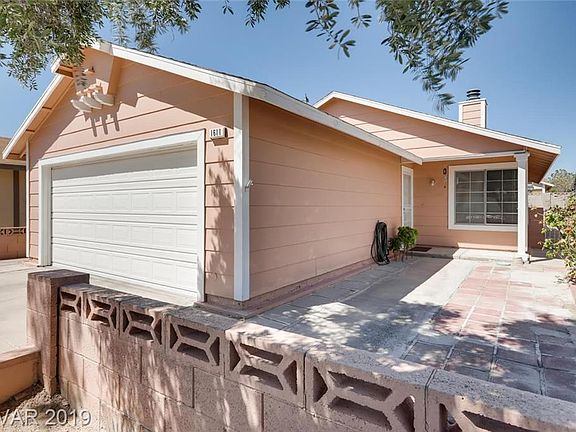 3rd image of 1611 Teardrop St