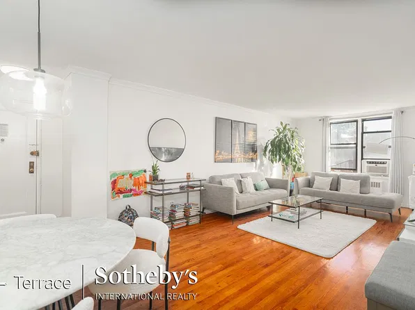 6730 Dartmouth St APT 2H, Flushing, NY 11375