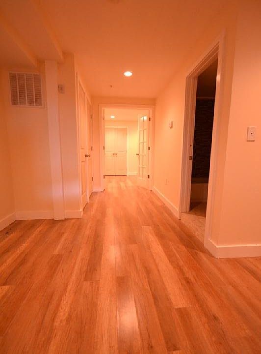 2nd image of 514 Sumner St APT 2